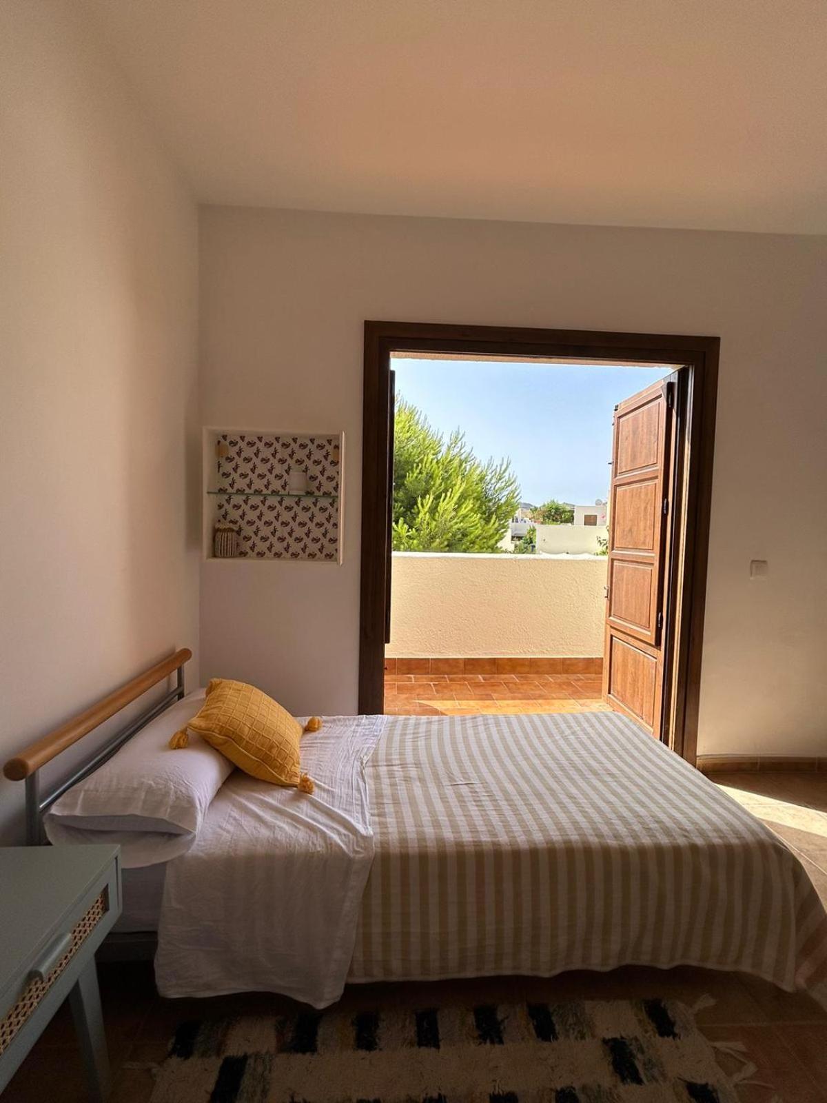 Casa Con Piscina En San Jose Sotillo المظهر الخارجي الصورة